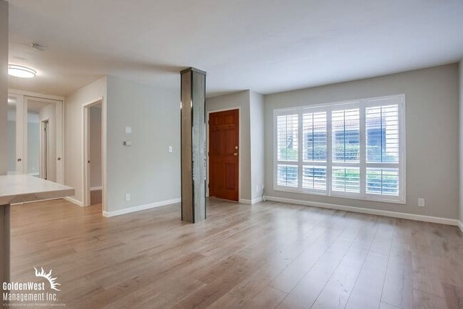 Photo - Upgraded 1Bdm 1Ba Condo in Beautiful Del Mar! Unit 115
