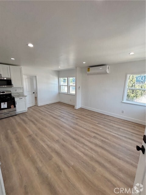 Building Photo - 8921 Wadsworth Ave Rental