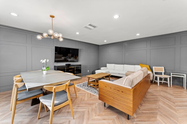 Photo - 9204 Pelican Ave