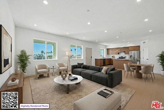 Building Photo - 1717 Winona Blvd Unit 502