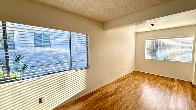 Photo - 122 Junipero Ave Unit Park Place #B