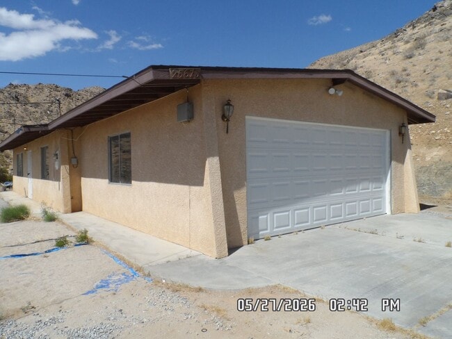 Building Photo - 2 Bedrooms, 1.5 Bathrooms, 2 Car Garage, 973 sq. ft., View of Victor Valley, Storage Shed