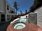 Photo - 19555 Oxnard St House