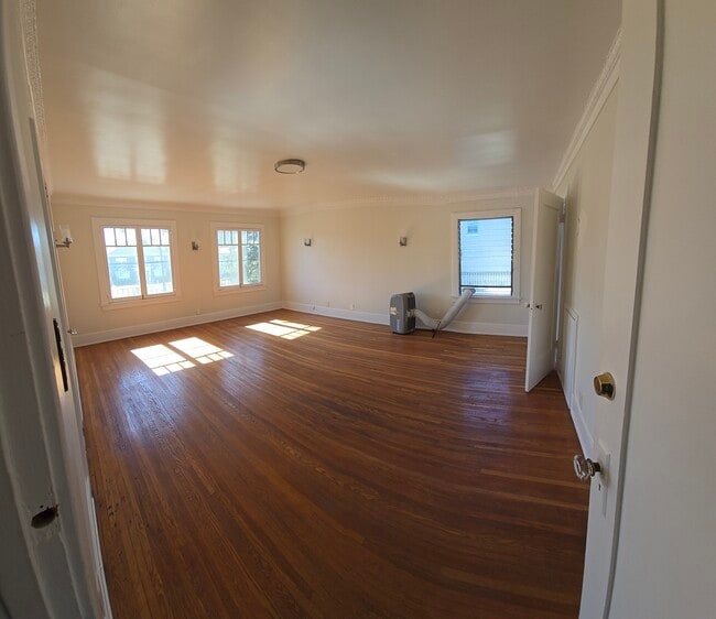 Photo - 1224 S Gramercy Pl