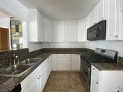 Photo - 5208 Wilkinson Ave Unit 4