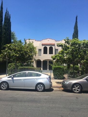 Out Side - 1667 S Westmoreland Blvd Unit 1669