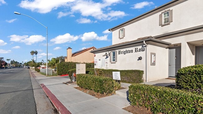 Building Photo - 1538 Coronado Ave