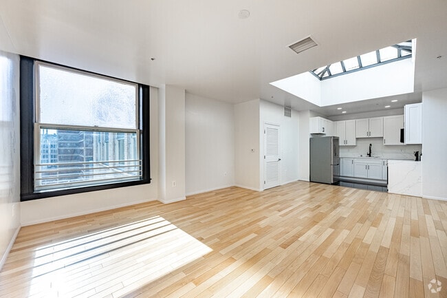 1BR, 1BA - 1,085SF - LIVING ROOM - Jewelry Trades Building