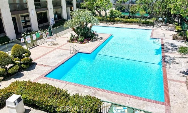 Photo - 5460 White Oak Ave Condo Unit D304
