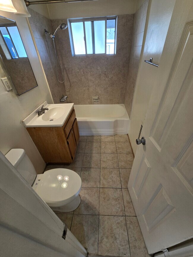 Photo - 335 E Providencia Ave Unit 335 Apt 101