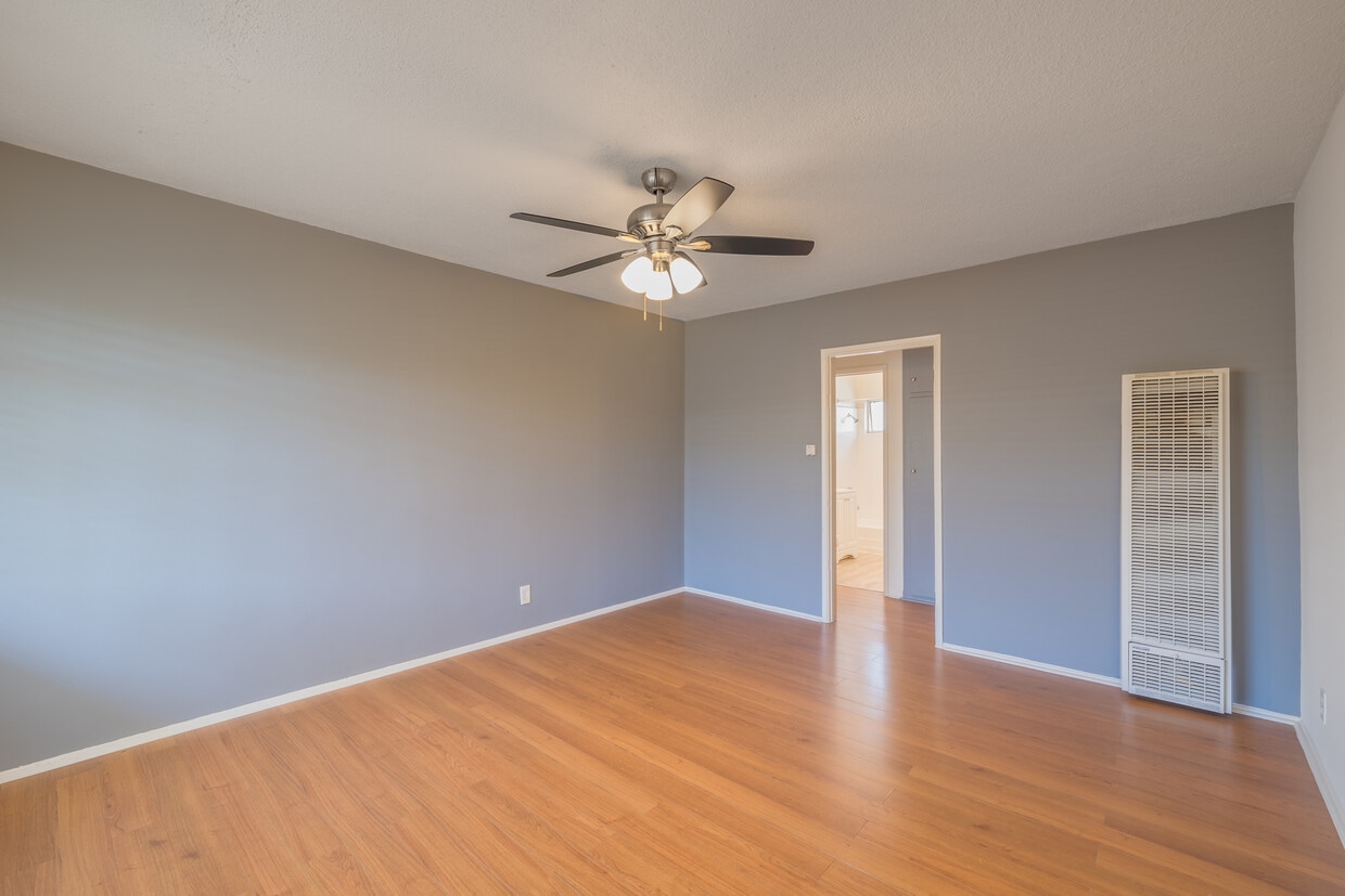 3D Tour - 6028 West Blvd