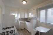 Photo - Beautiful Vintage Cottage in La Jolla with Onsite Laundry! Unit 7783