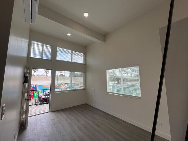 Photo - 136 W San Ysidro Blvd Condo