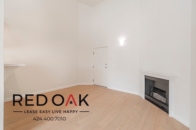 Photo - 4651 Cahuenga Blvd Unit 303
