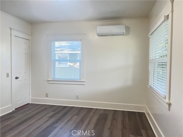 Photo - 320 W Lemon Ave