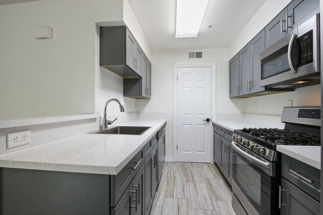 Photo - Beautiful 2-Bedroom, 2-Bath Condo in Prime Fullerton Location