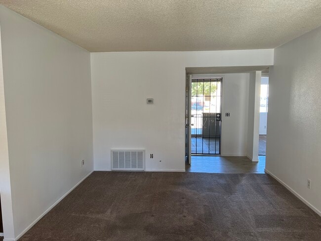 Photo - 1931 Nuevo St