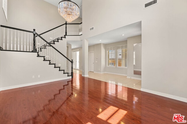 Photo - 1385 White Feather Ct