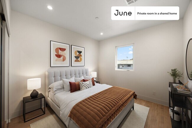 Private bedroom in 4 bed/4 bath Home - Private bedroom in 4 bed/4 bath Home Unit B