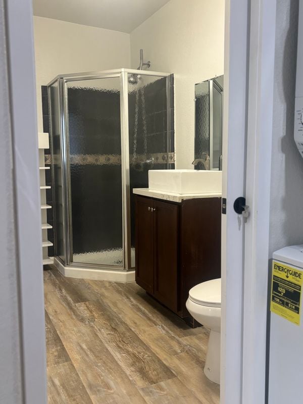 Photo - 829 Kostner Dr