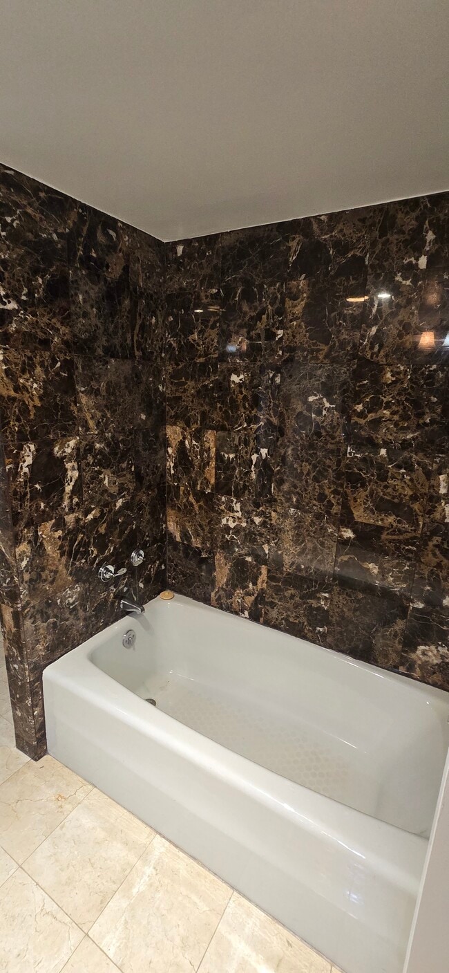 Photo - 10660 Wilshire Blvd Unit 309