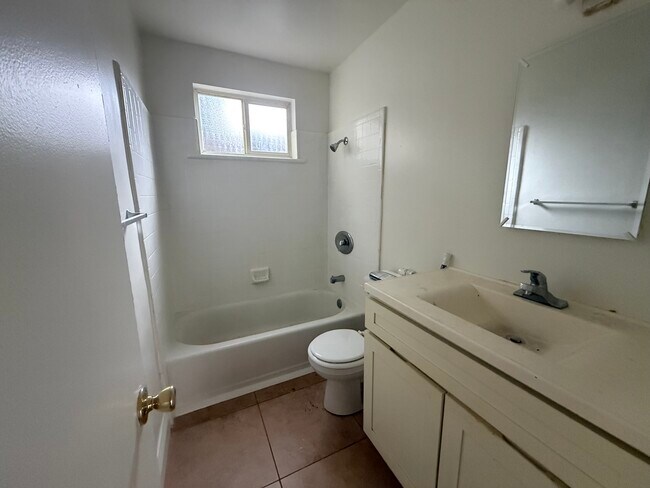 Photo - 259 E Plymouth St