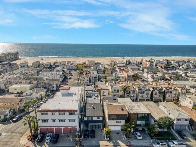 Building Photo - 119-119 Monterey Blvd Unit 117