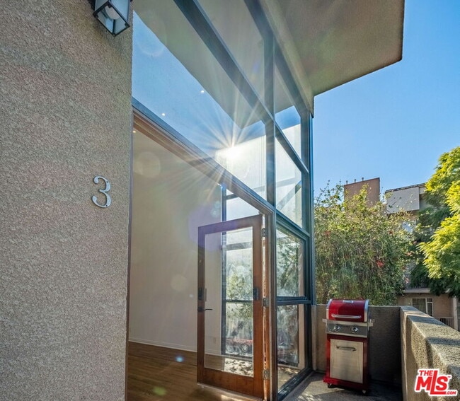 Photo - 9917 Tabor St Unit 3