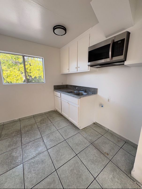 Photo - 1165 E 42nd Pl.