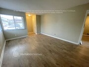 Photo - 1217 E Radbard St