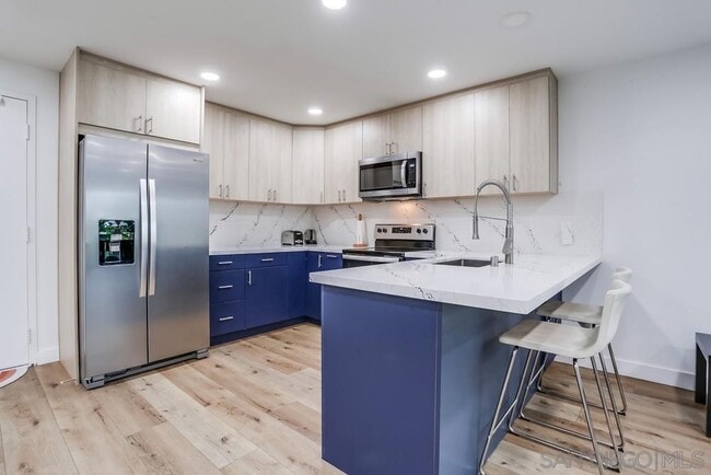 Photo - 8308 Regents Rd Condo Unit 1F