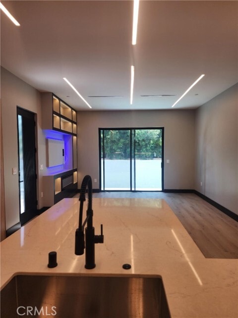 Photo - 20520 Sherman Way