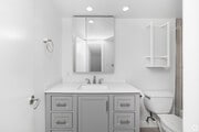 Photo - The Roscomare Apartments