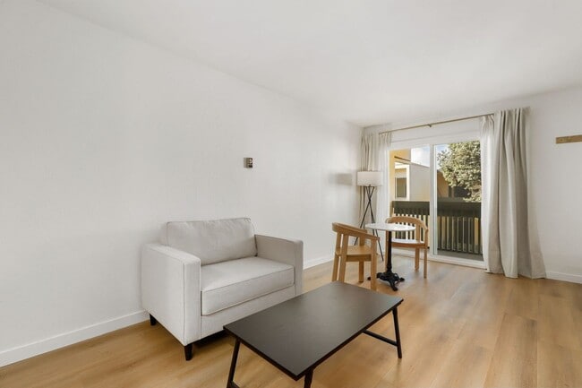 Photo - Modern Studio in BayHo - Can come fully furnished or unfurnished!