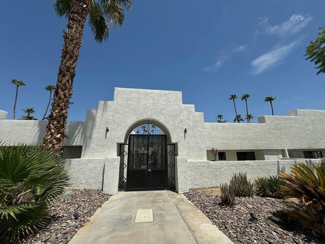 Building Photo - 45470 Sunrise Ln Unit 12