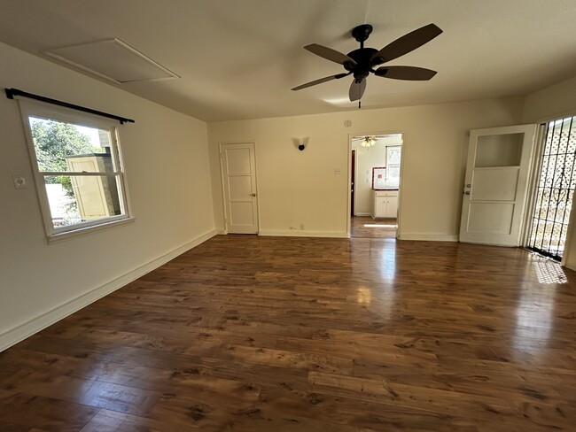 Photo - 254 N Canyon Blvd