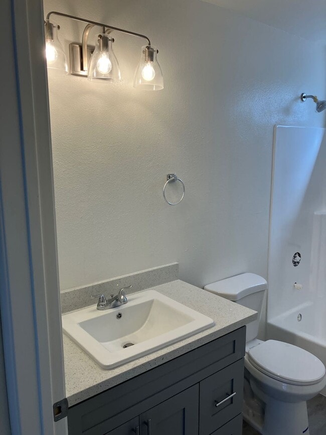 Photo - 500 S 3rd St Unit #B