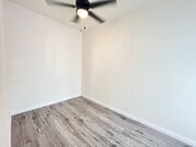 Photo - cor400 Apartments