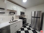 Photo - 107 N Sweetzer Ave Unit 3/4