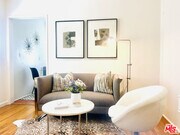 Photo - 1876 Alexandria Ave