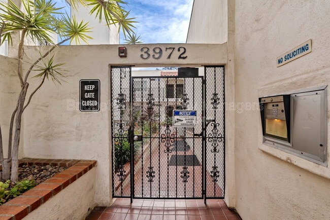 Photo - 3972 Jackdaw St Unit 301