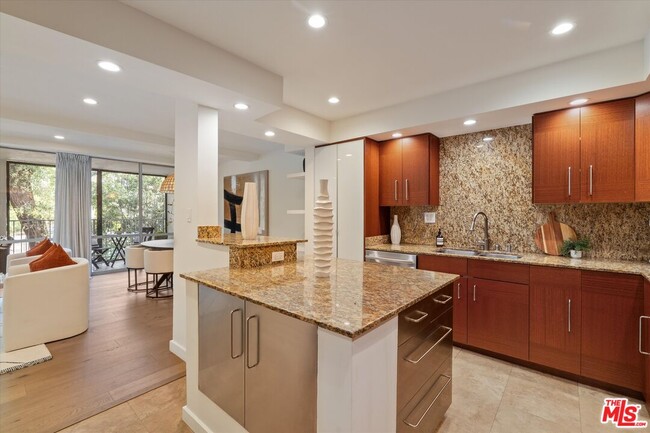 Photo - 850 Kings Rd Unit 208