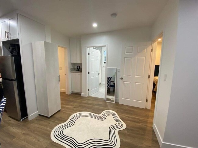 Photo - 6457 Mary Ellen Ave