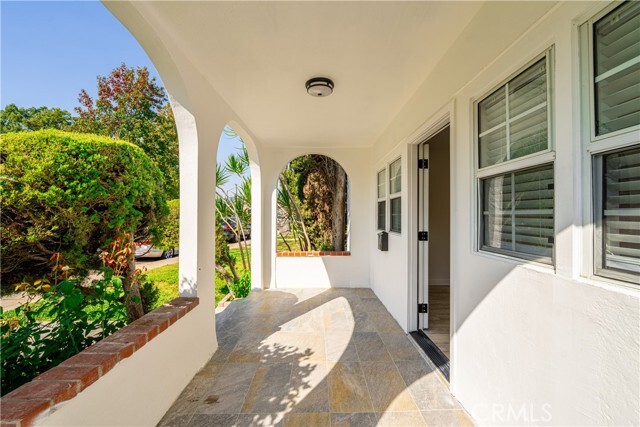 Photo - 319 Roads End St