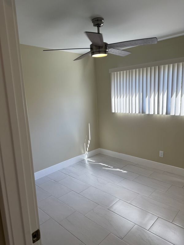 Photo - 10623 S Budlong Ave