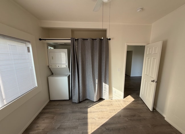 Photo - 420 N Rose Pl Unit 424