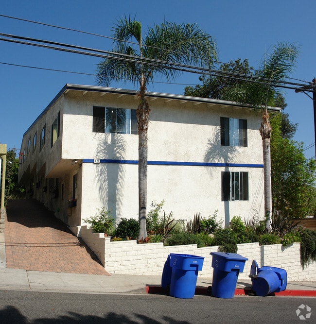 Building Photo - 431 Marine St Rental