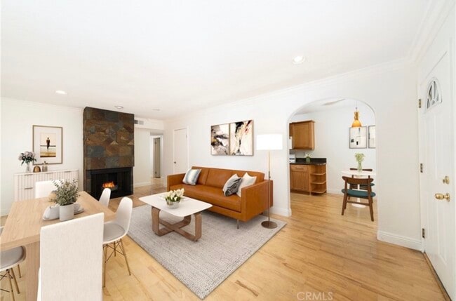 Building Photo - 25957 Via Pera Unit 2 Bed 1 Bath Condo – Mission Viejo
