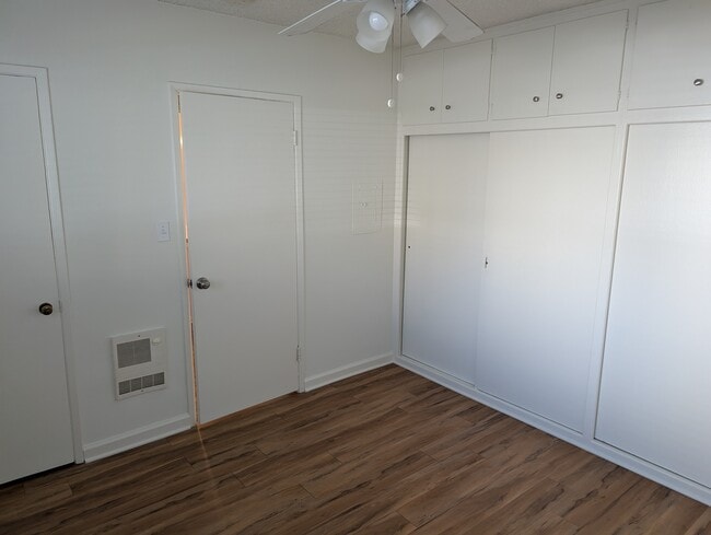 Photo - Oasis Apartments