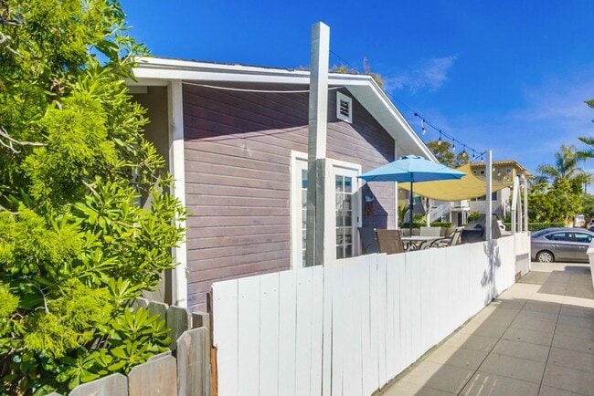 Photo - Cozy Kingston Unit 726 (Cozy Kingston 1)